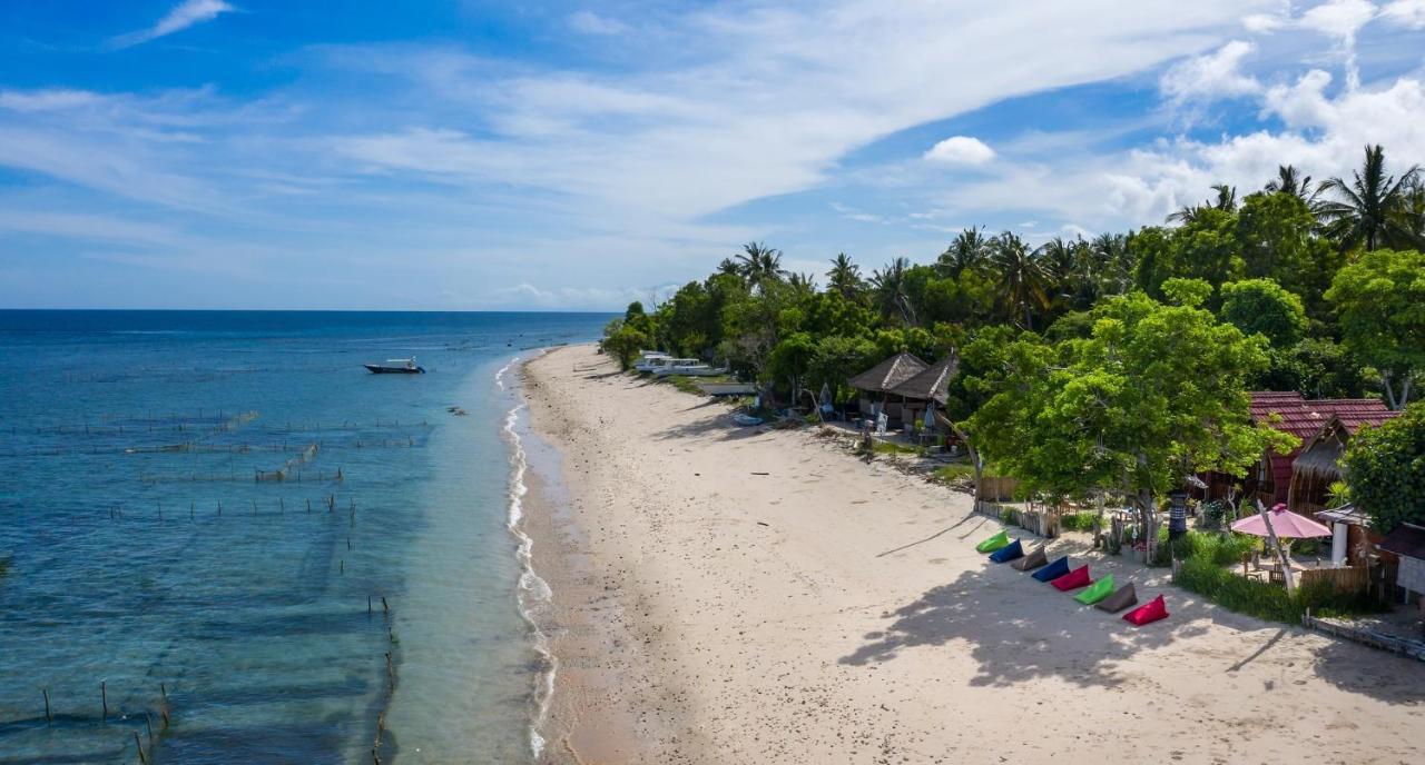 Santen Beach Bungalows Ped Exterior photo