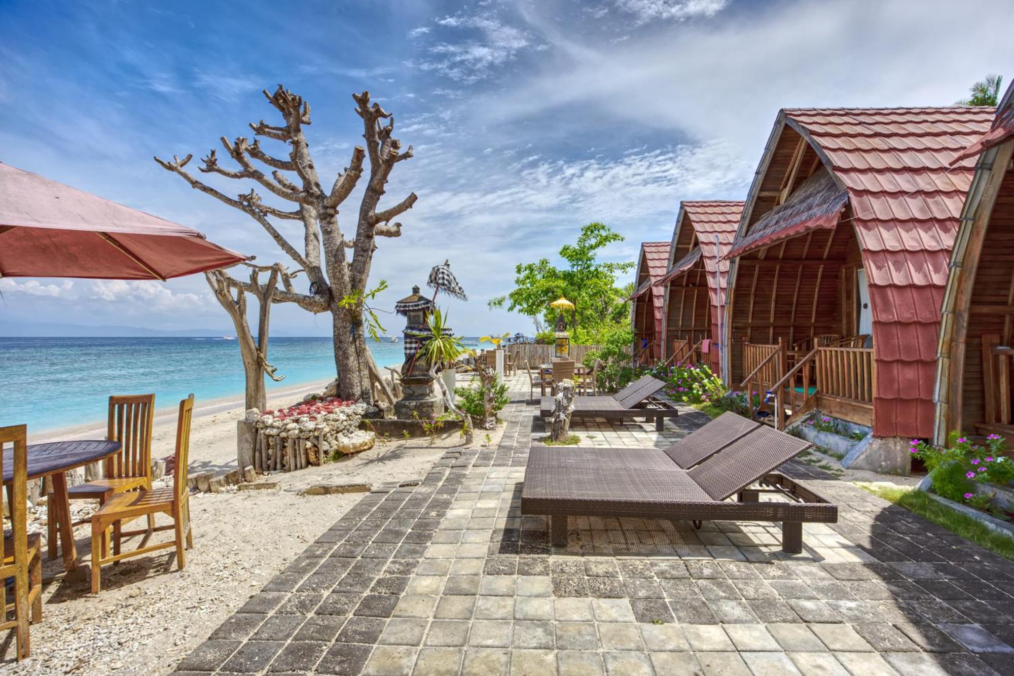 Santen Beach Bungalows Ped Exterior photo
