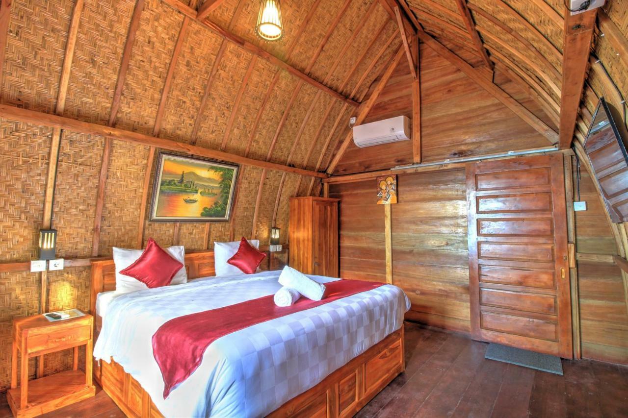 Santen Beach Bungalows Ped Exterior photo